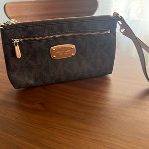 Michael Kors Wristlet